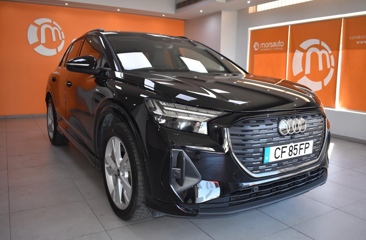 AUDI Q4 45 quattro 82 kWh