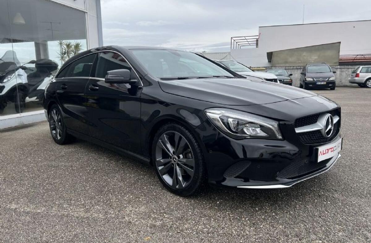 MERCEDES Classe CLA CLA 180 d Urban Aut.