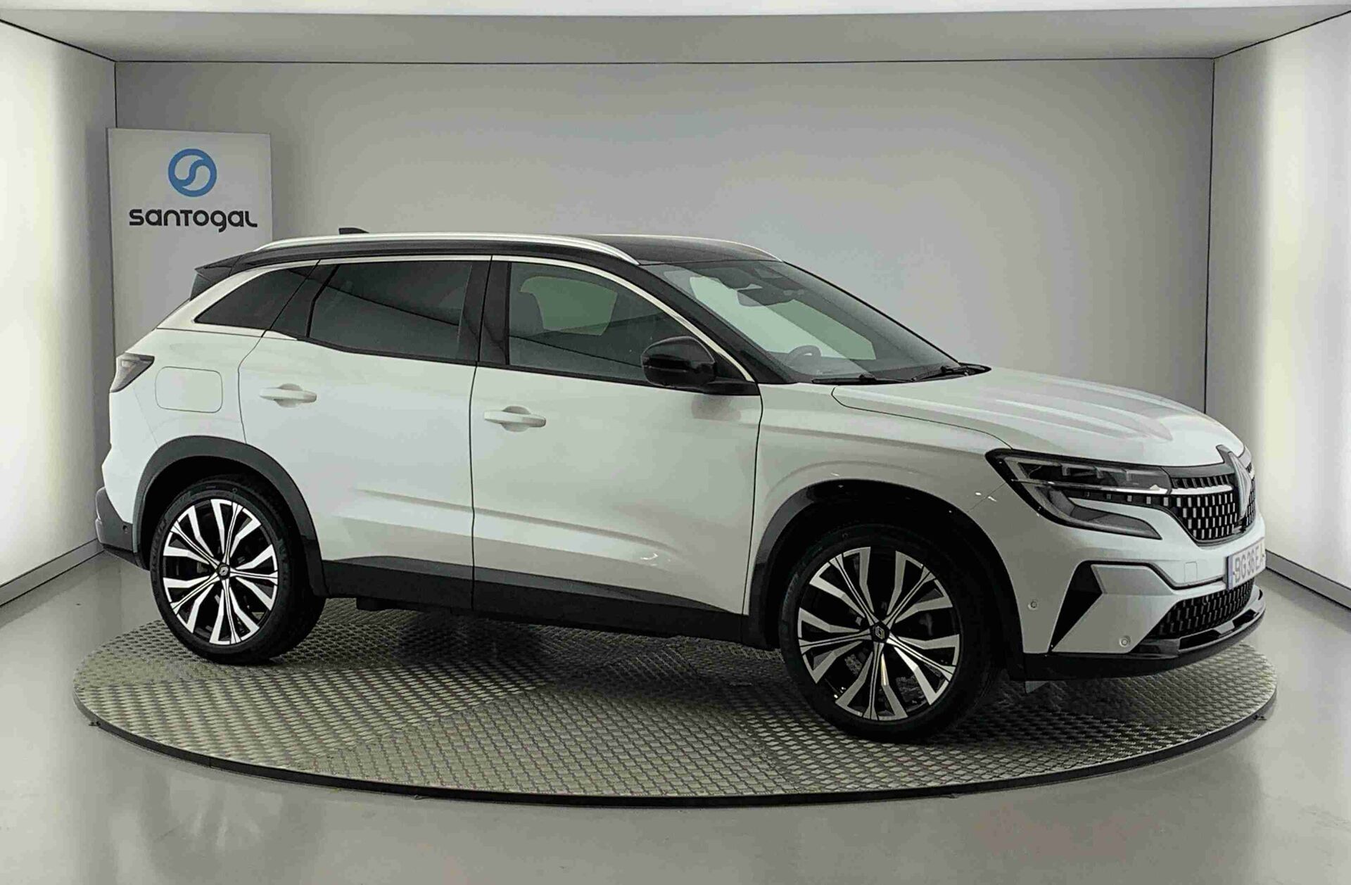 RENAULT Austral 1.3 Mild Hybrid Iconic Auto