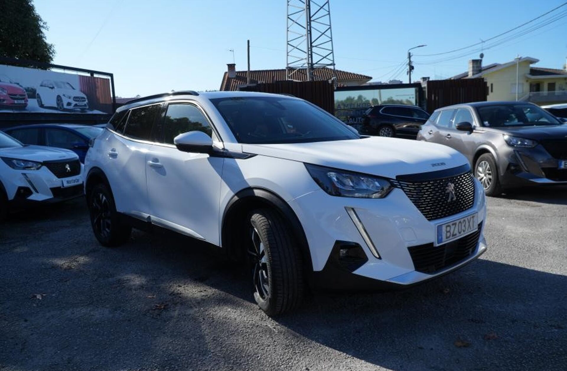 PEUGEOT 2008 1.2 PureTech Allure