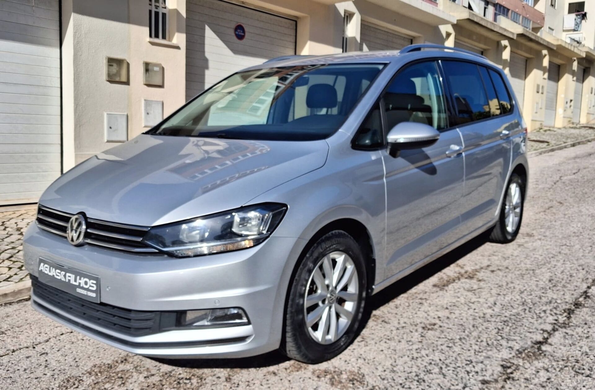 VOLKSWAGEN Touran 1.6 TDI Confortline