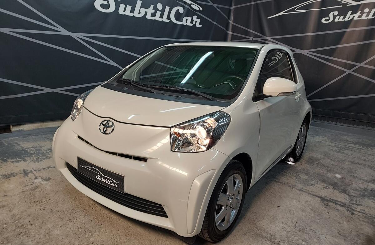 TOYOTA IQ 1.0 VVT-i 2