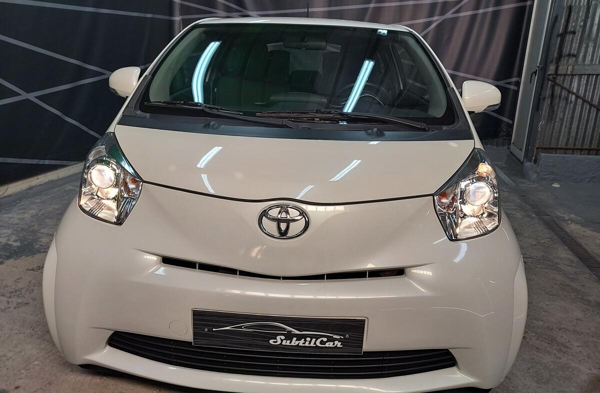 TOYOTA IQ 1.0 VVT-i 2