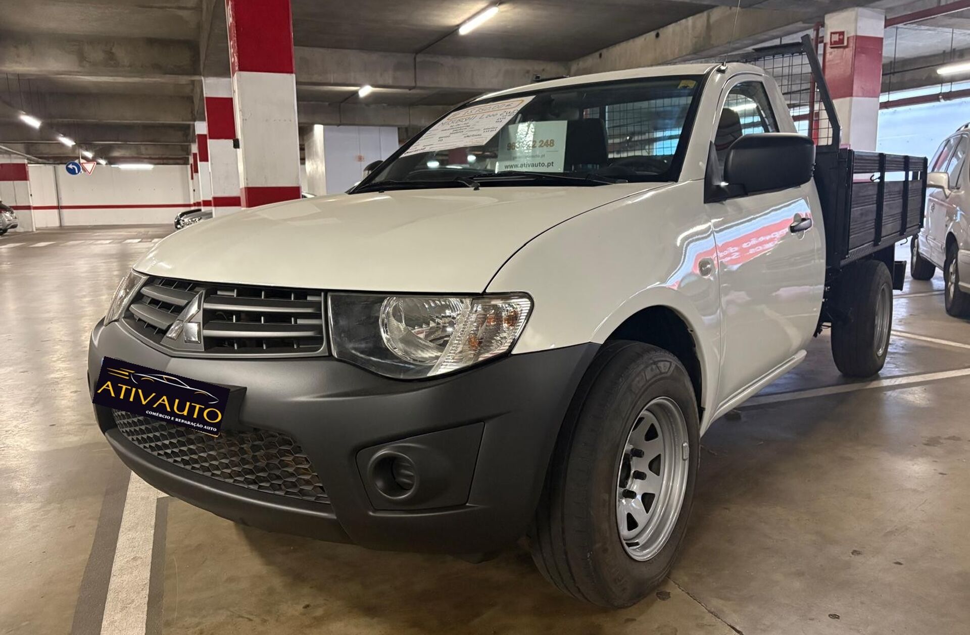 MITSUBISHI L 200 2.5 DI-D CD Inv.AC 4WD