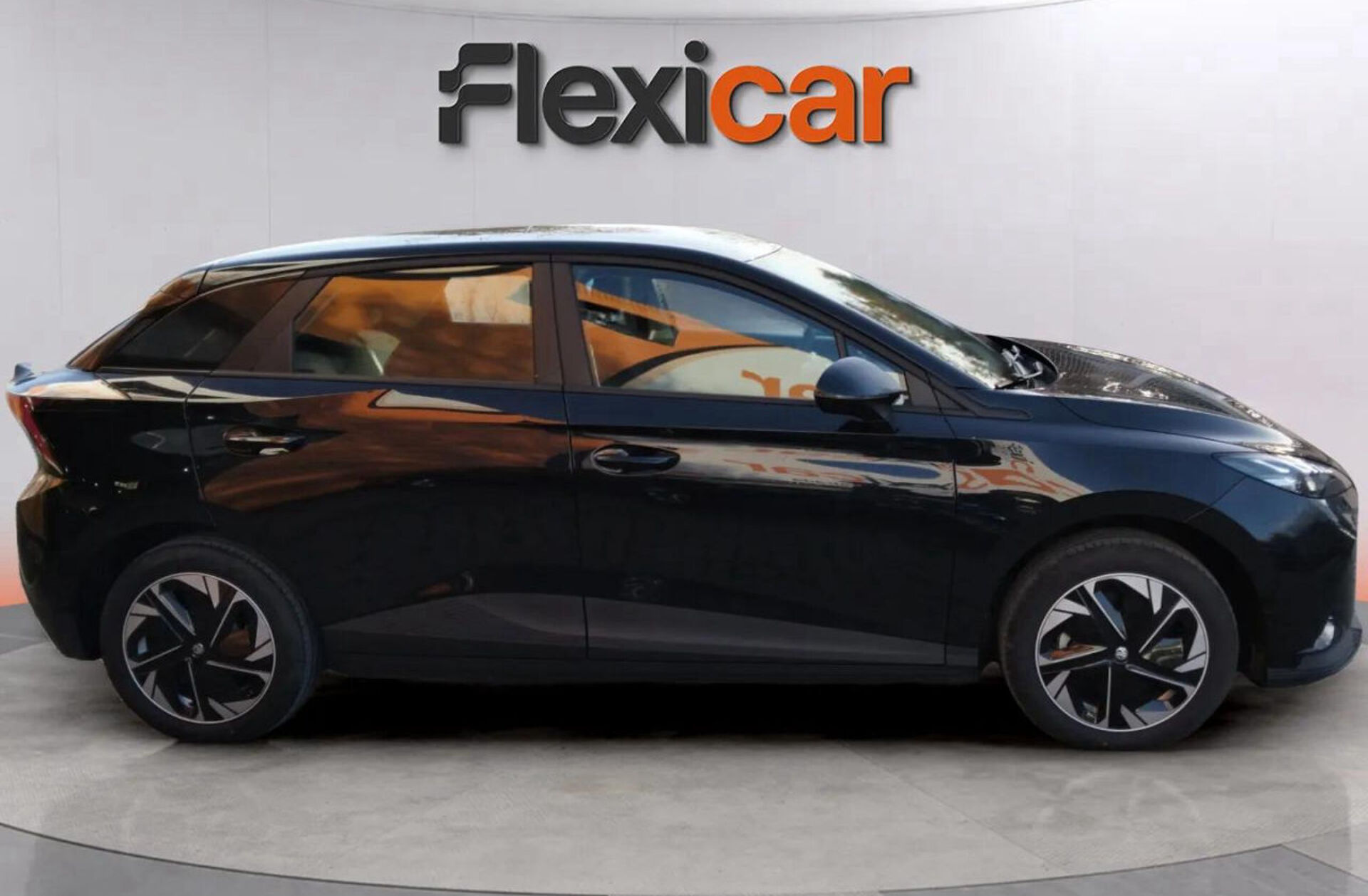 MG MG4 49 kWh Standard