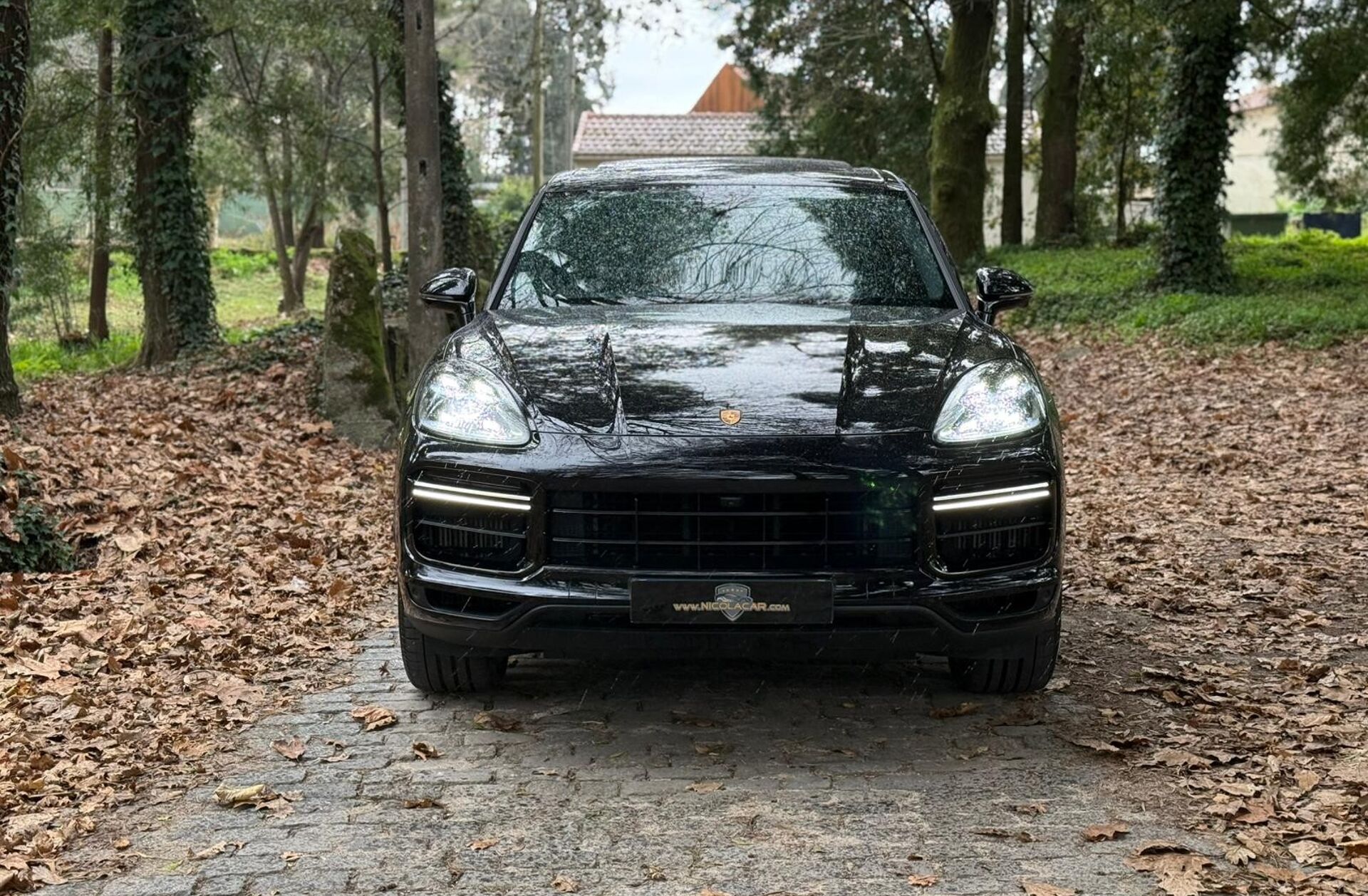 PORSCHE Cayenne Turbo