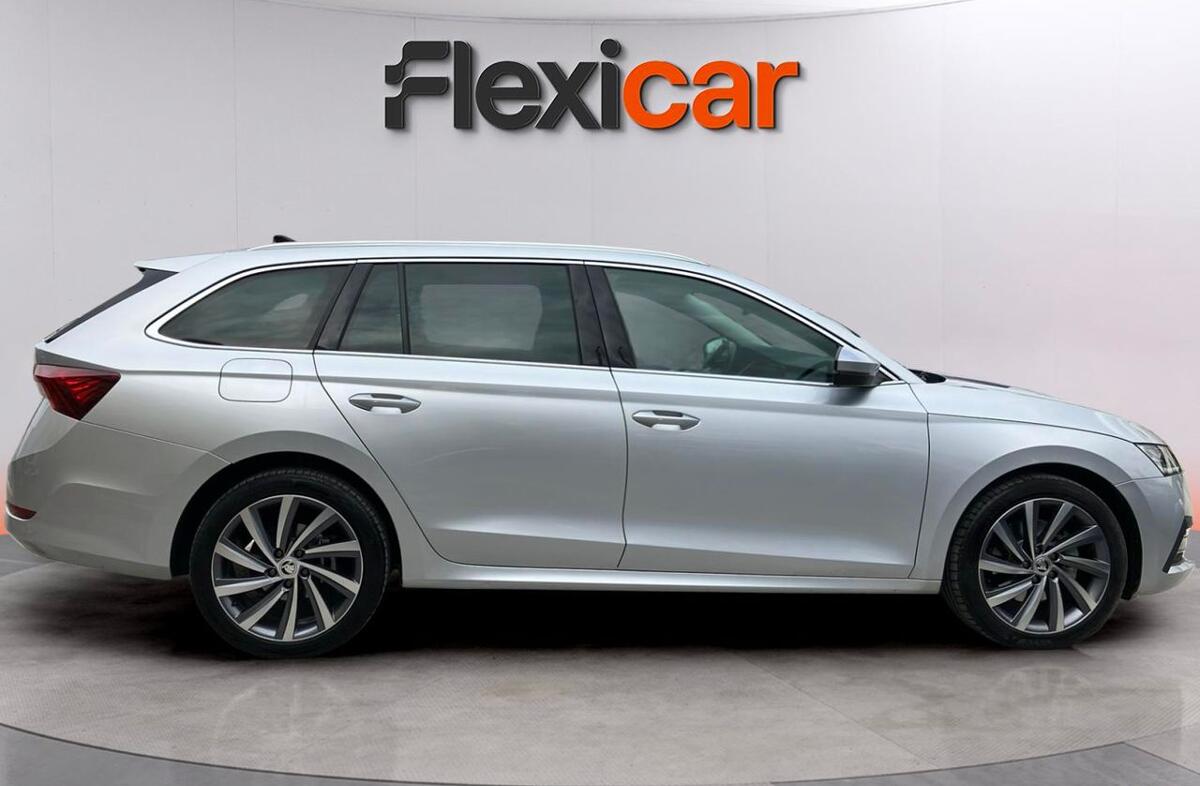 SKODA Octavia 1.4 TSI iV Style DSG