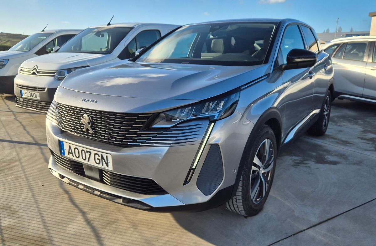 PEUGEOT 3008 1.5 BlueHDi Allure Pack