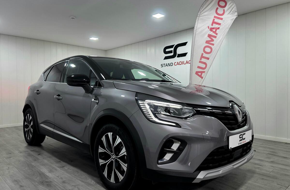 RENAULT Captur 1.6 E-Tech Full Hybrid Techno