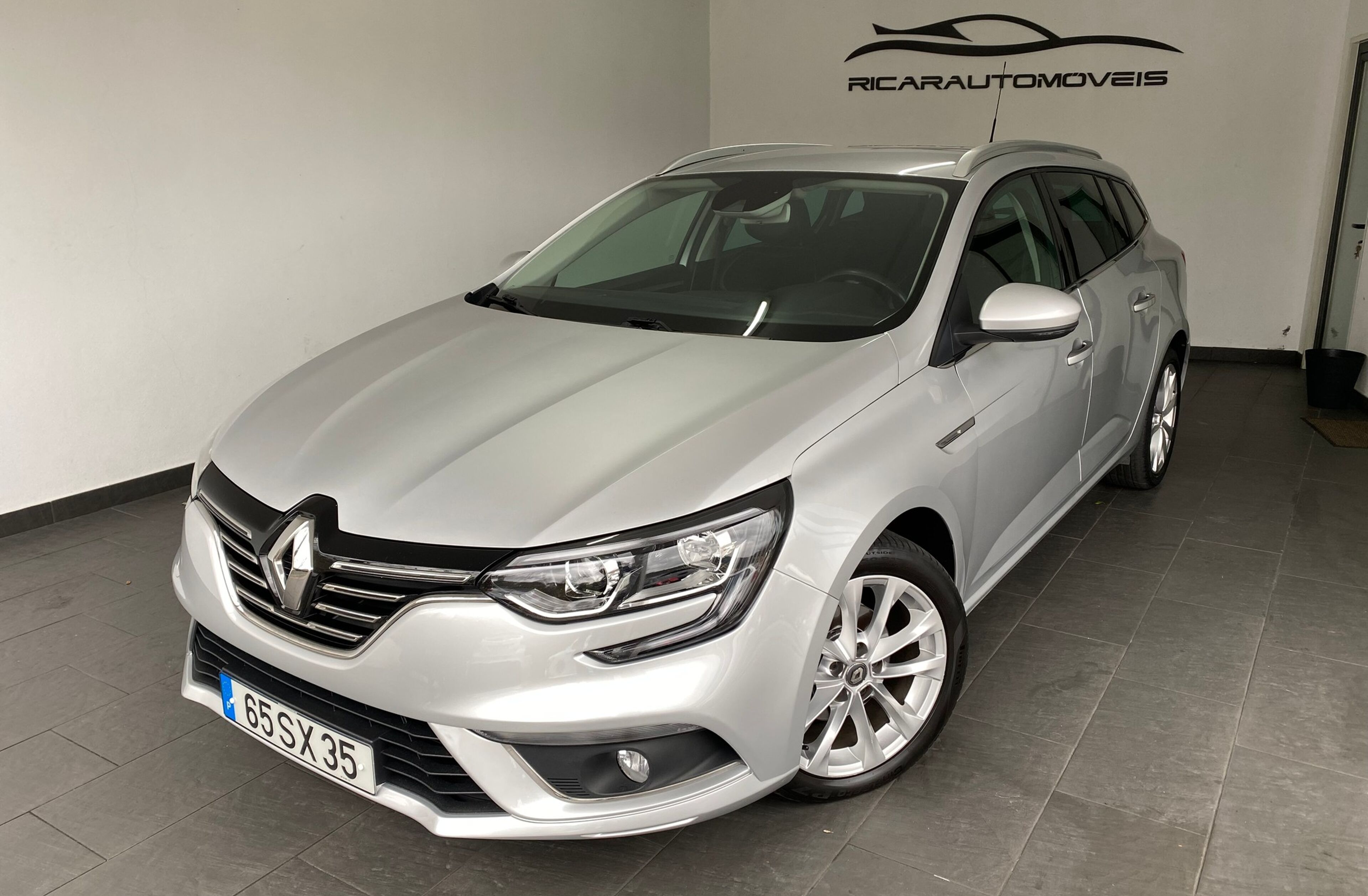 RENAULT Mégane 1.5 dCi Dynamique