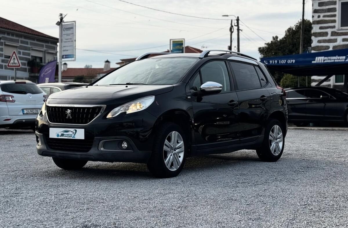 PEUGEOT 2008 1.2 PureTech Active