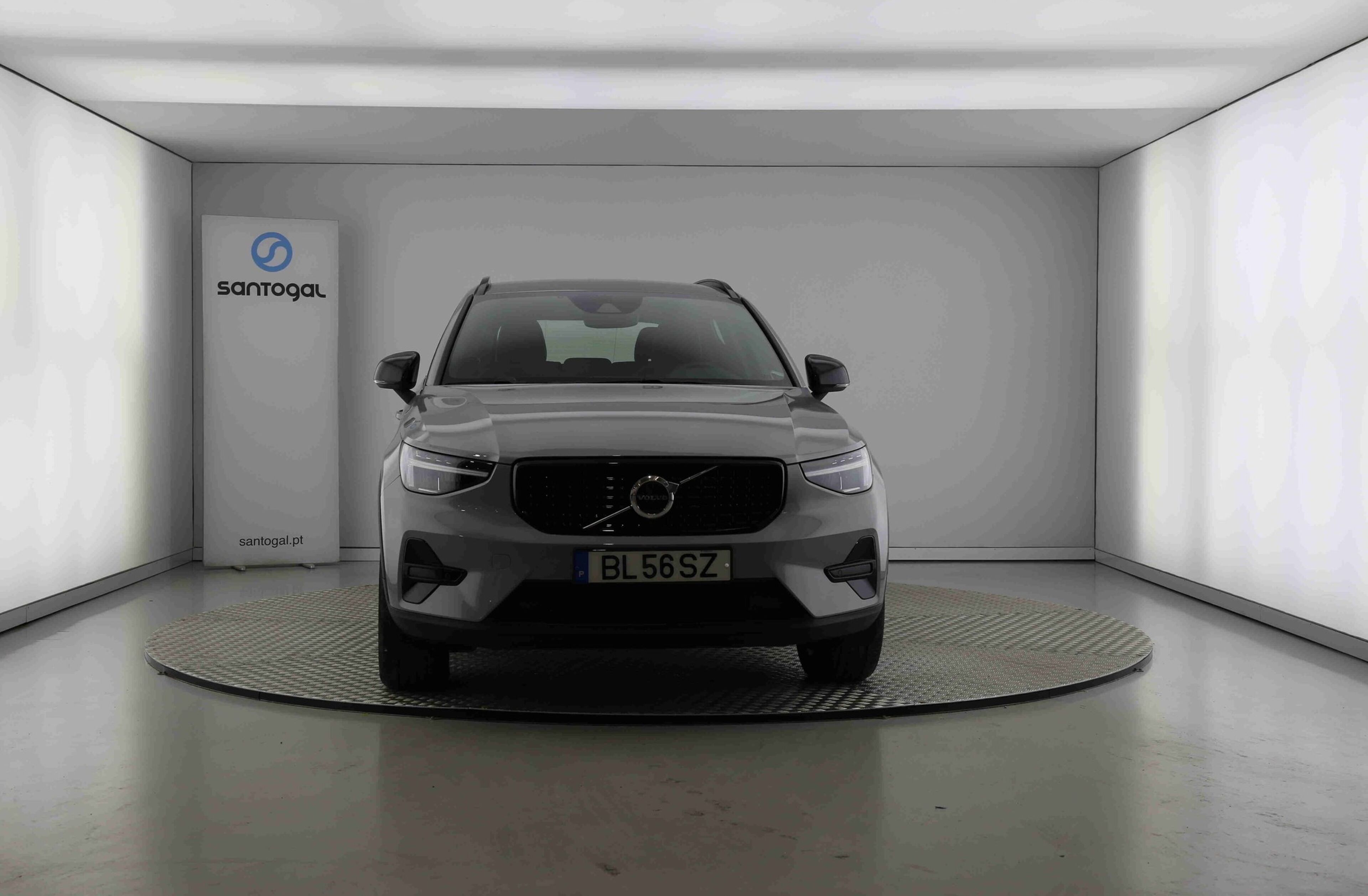 VOLVO XC40 1.5 T2 Plus Dark Auto
