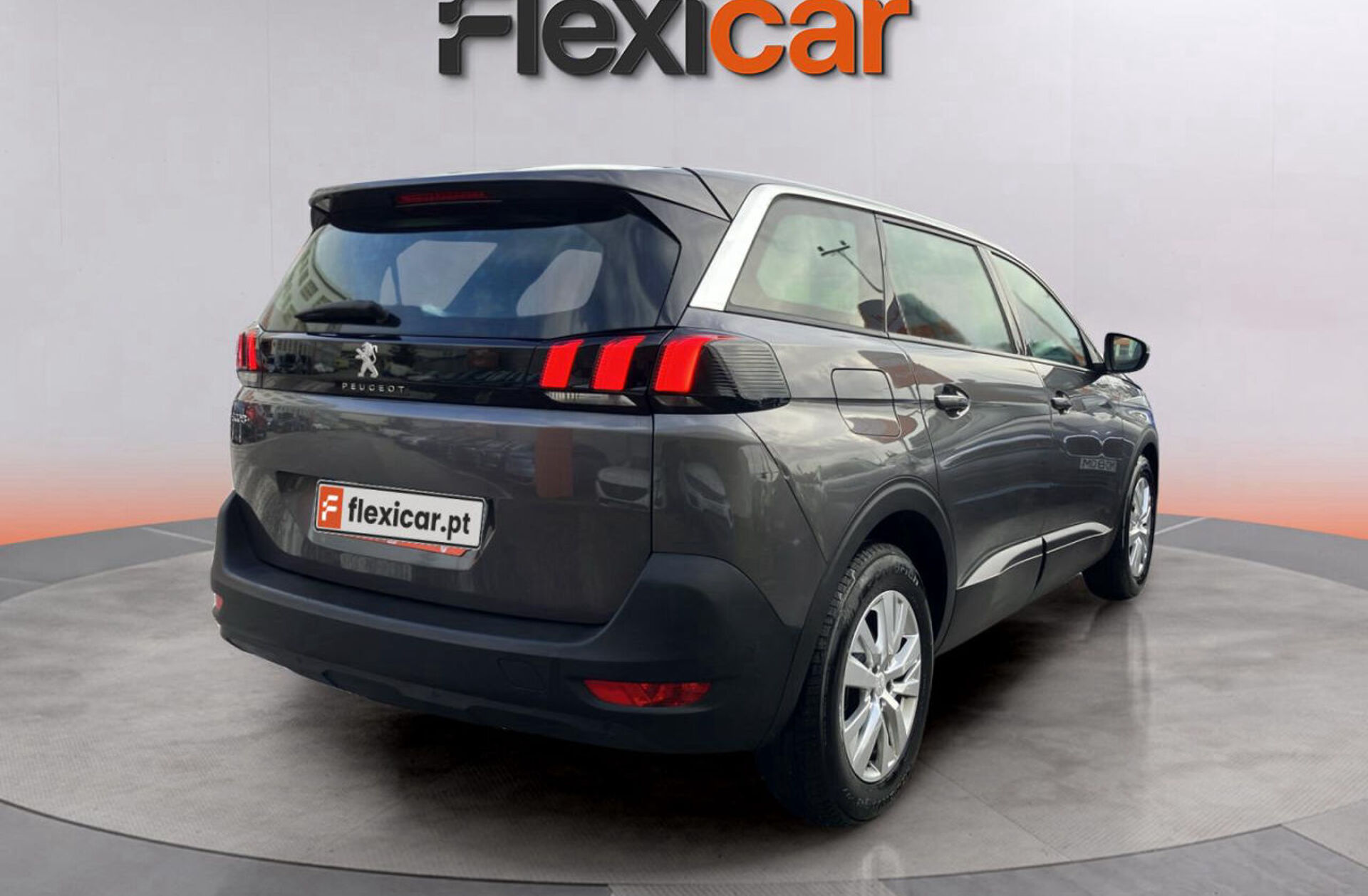 PEUGEOT 5008 1.2 PureTech Active Pack