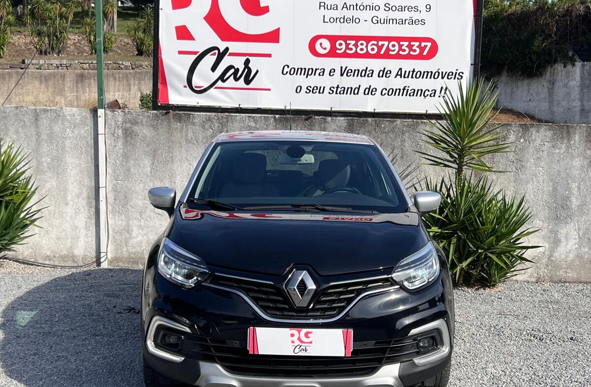 RENAULT Captur 1.2 TCe Exclusive