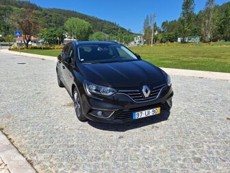 RENAULT Mégane Outro