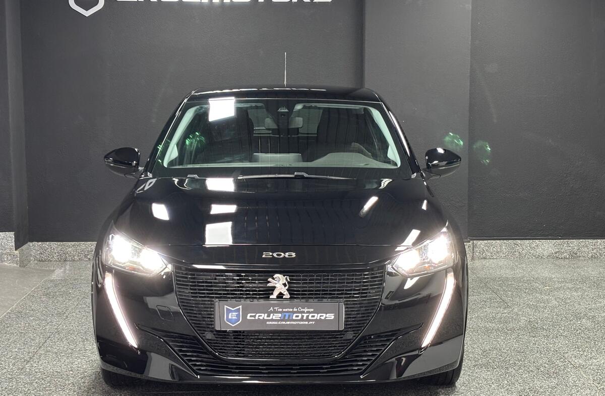 PEUGEOT 208 e- 51 kWh GT