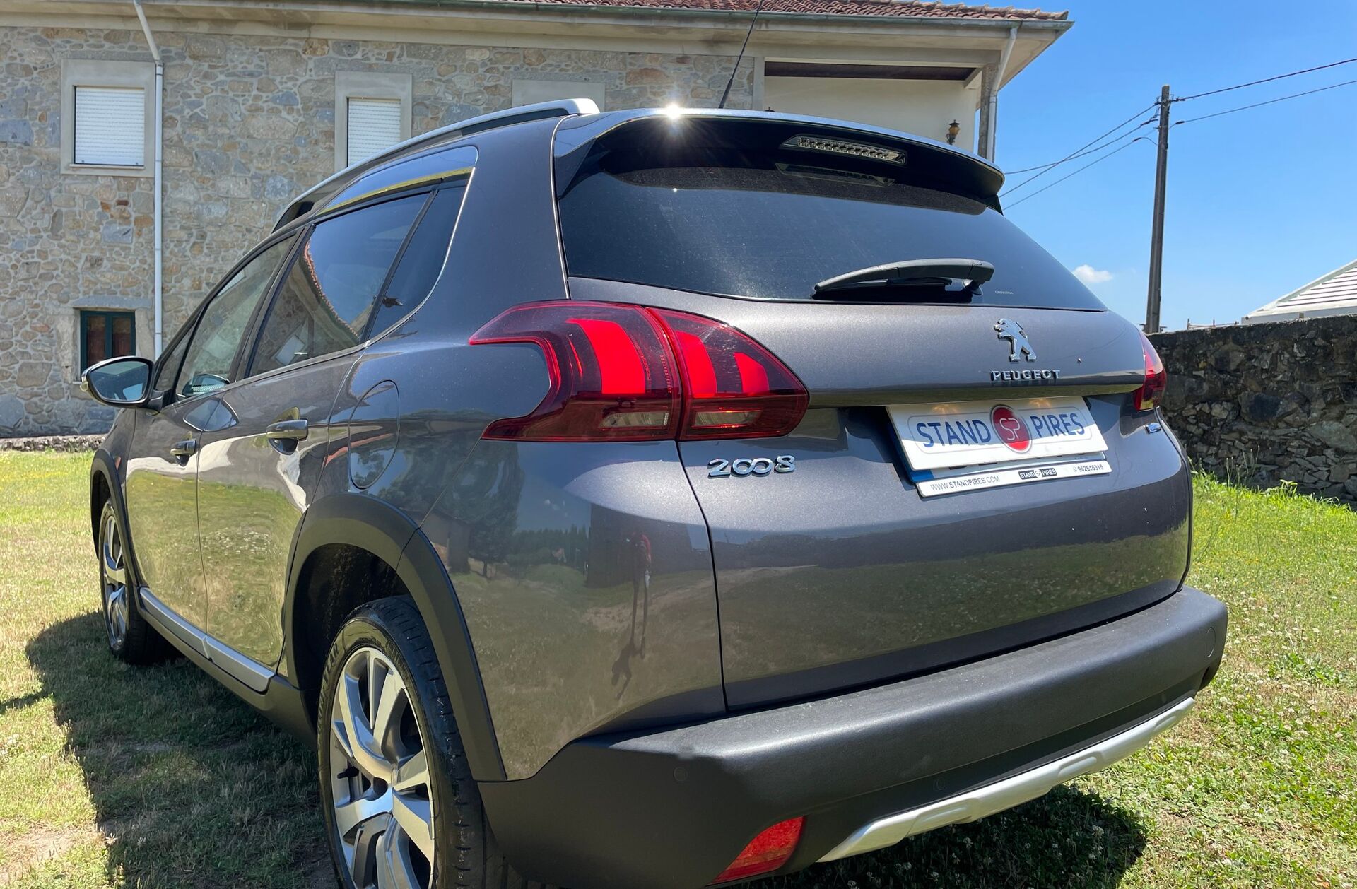 PEUGEOT 2008 1.2 PureTech Allure