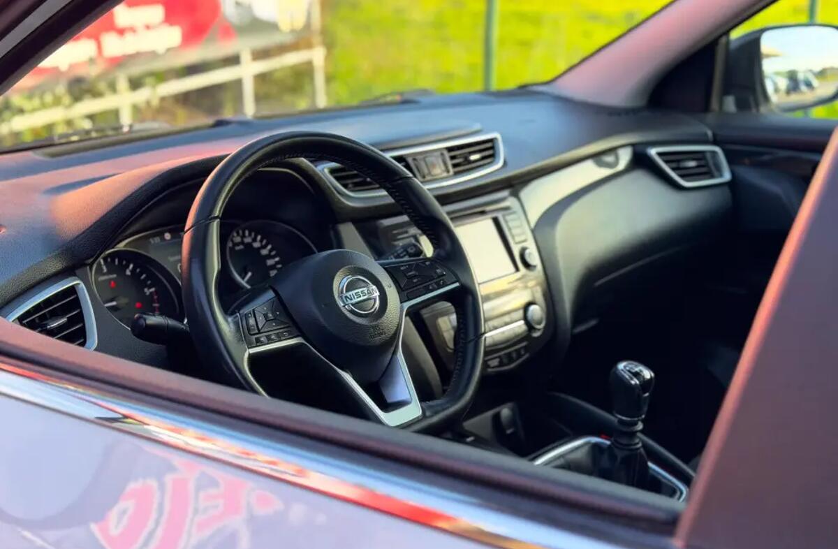 NISSAN Qashqai 1.5 dCi Acenta C/Barras de Tejadilho