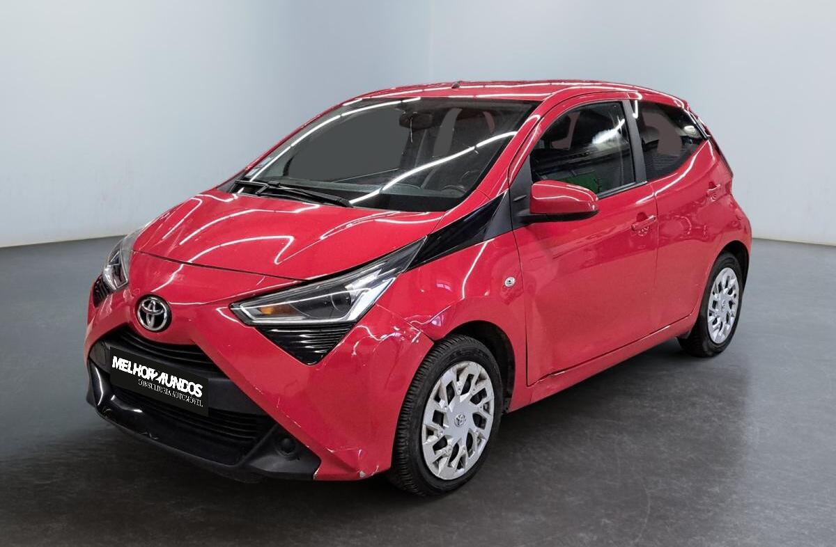 TOYOTA Aygo 1.0 X-Play