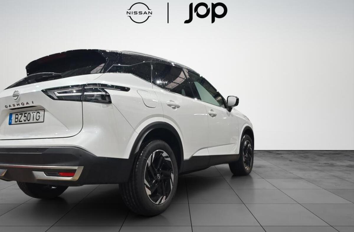 NISSAN Qashqai 1.3 DIG-T Advance