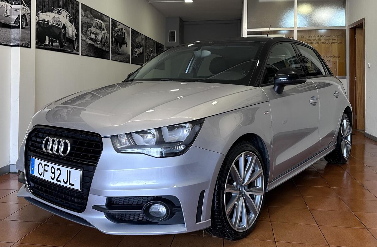 AUDI A1 1.6 TDi S-line