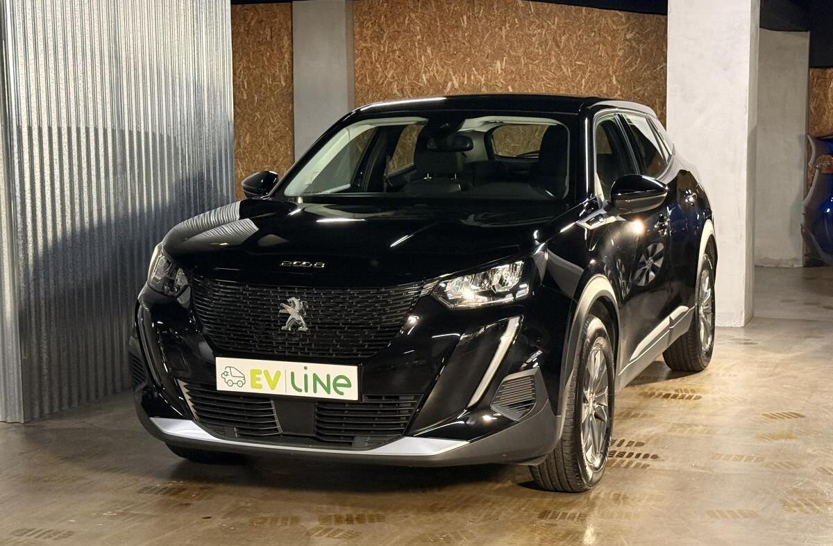 PEUGEOT 2008 e- 50 kWh GT