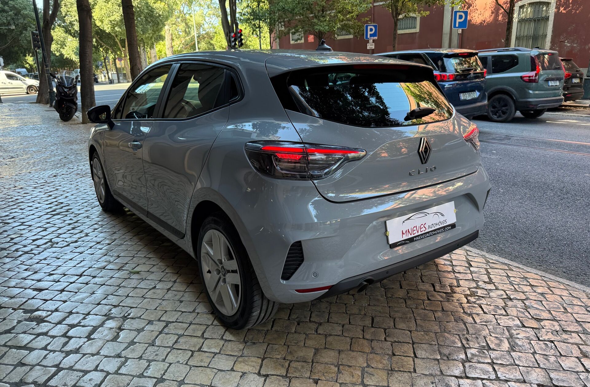 RENAULT Clio 1.0 TCe Techno