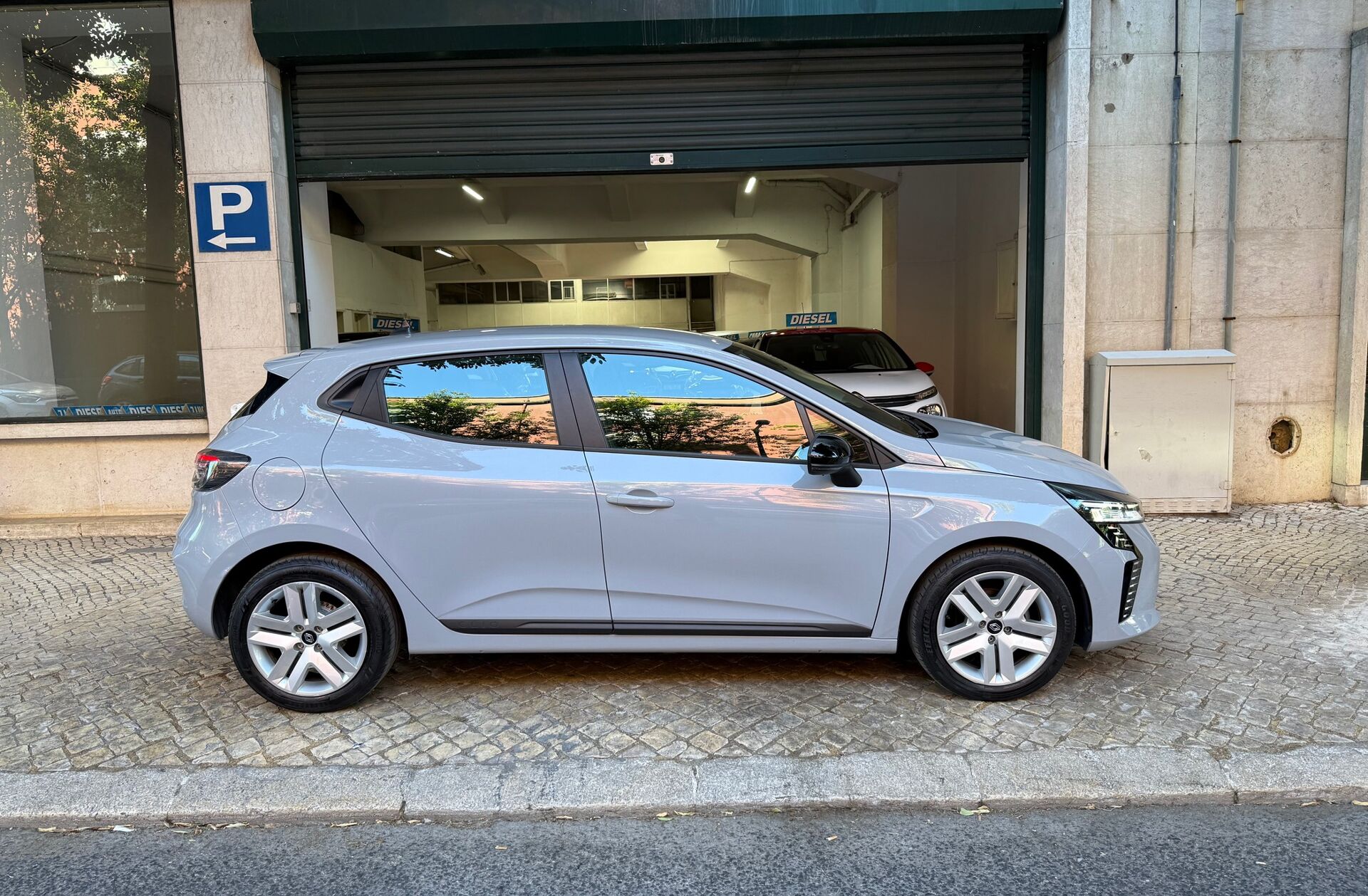 RENAULT Clio 1.0 TCe Techno