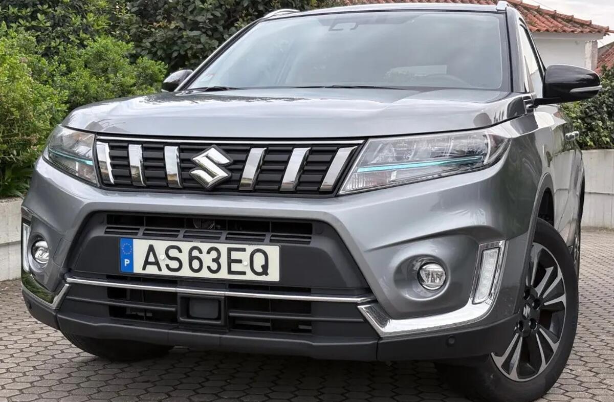 SUZUKI Vitara 1.5L AGS GLX Strong Hybrid
