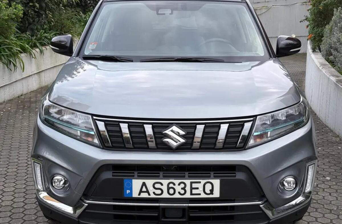 SUZUKI Vitara 1.5L AGS GLX Strong Hybrid