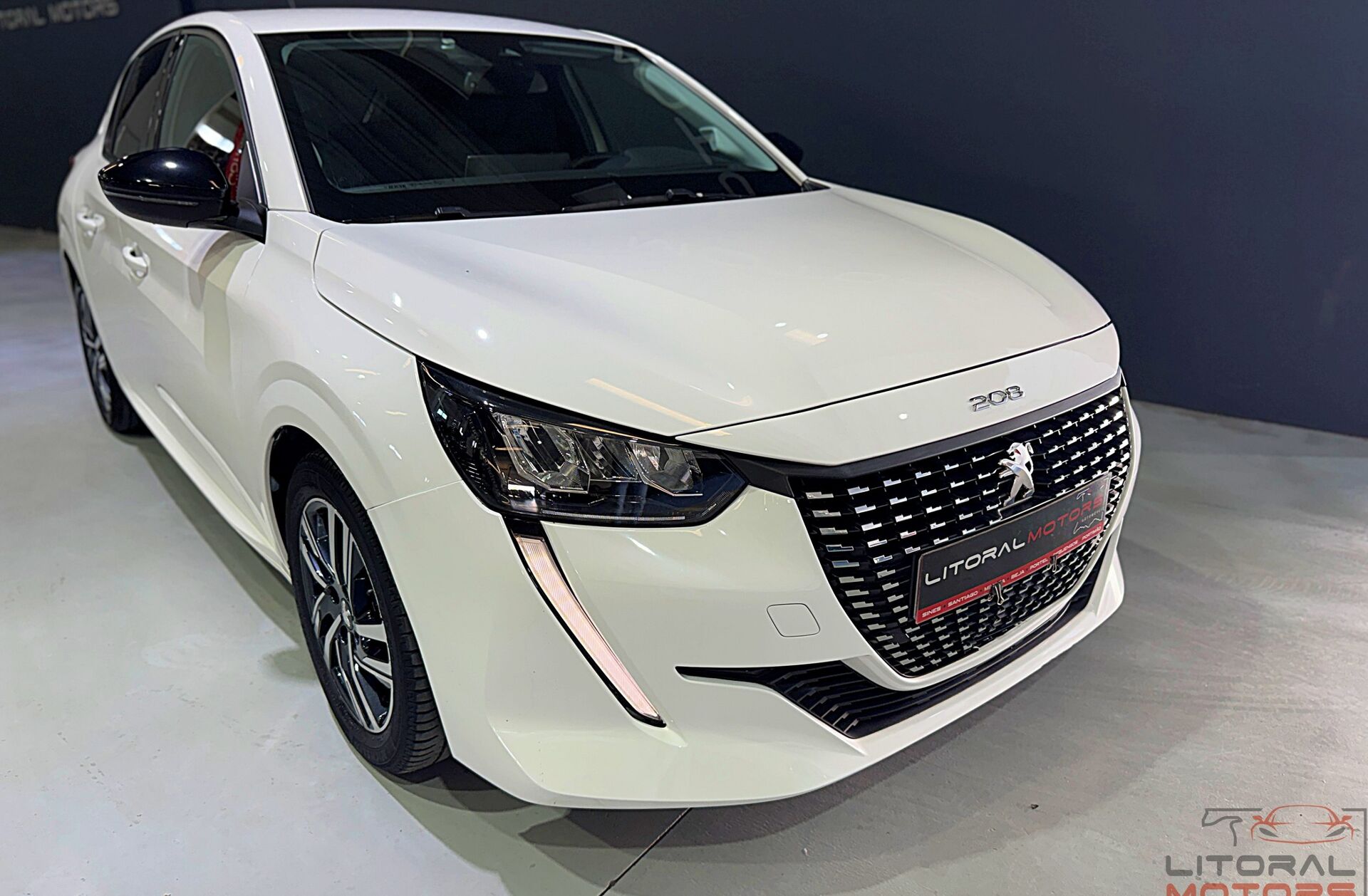 PEUGEOT 208 1.2 PureTech Allure