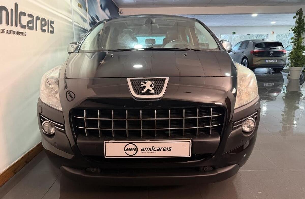 PEUGEOT 3008 1.6 HDi Sport JLL18