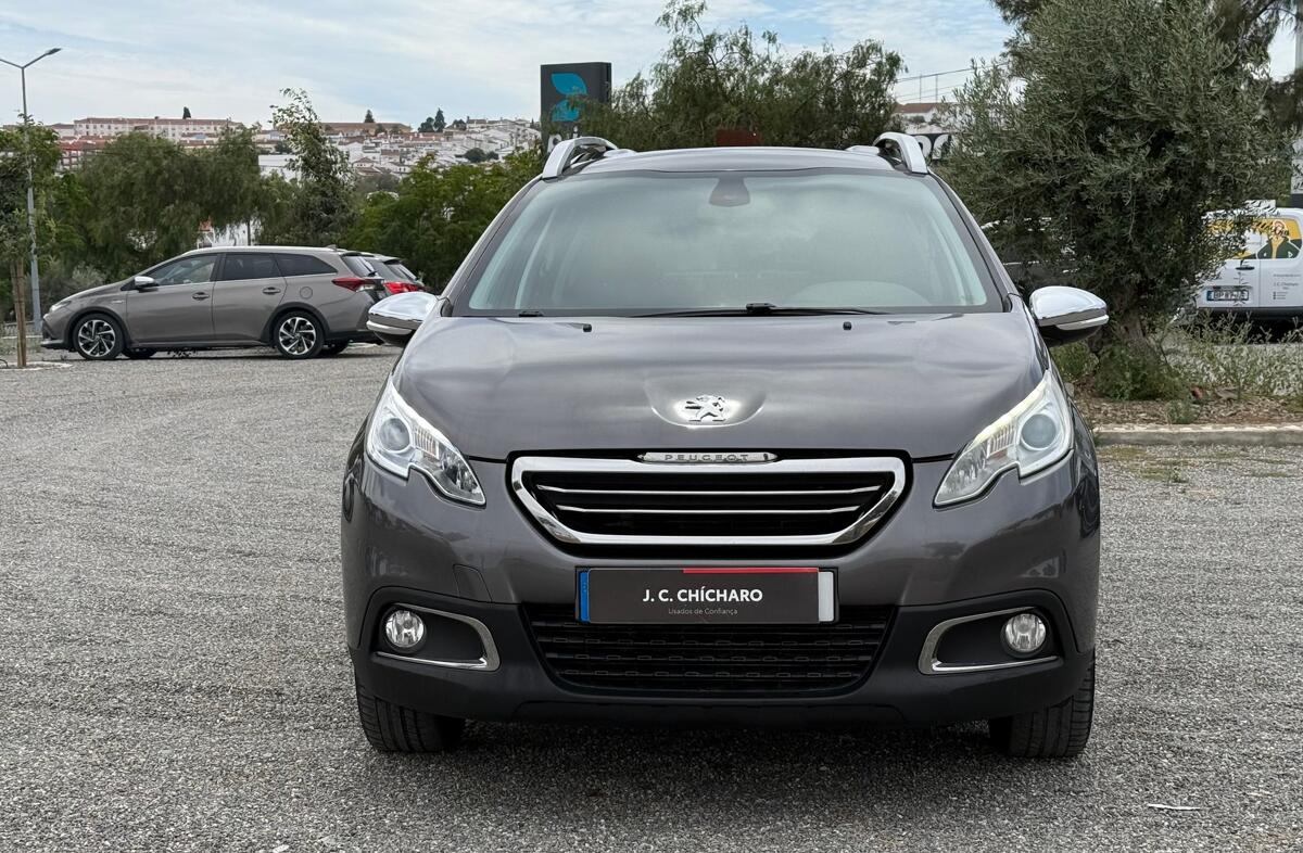 PEUGEOT 2008 1.6 BlueHDi Allure