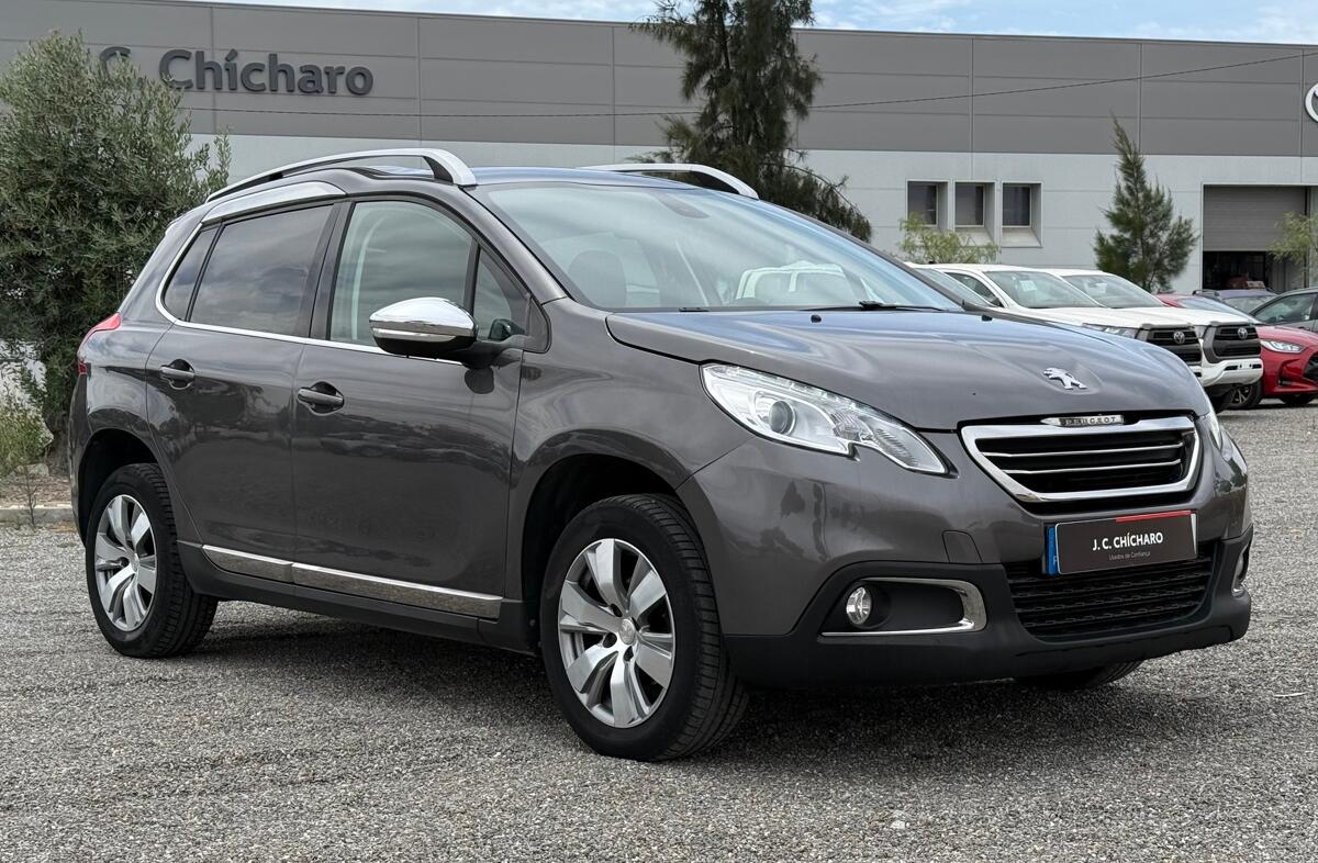 PEUGEOT 2008 1.6 BlueHDi Allure