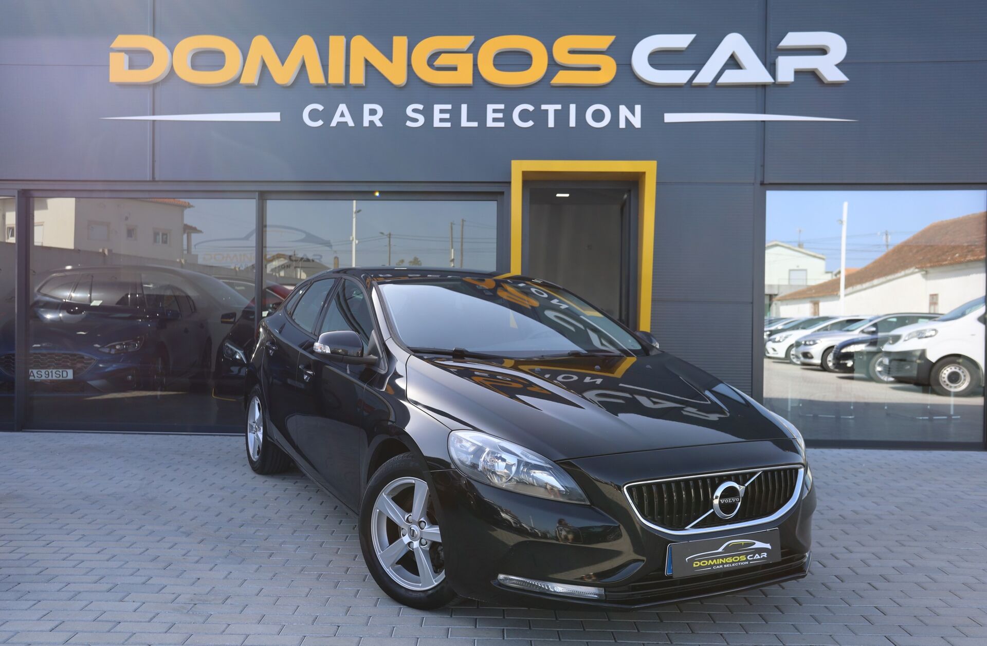 VOLVO V40 2.0 D2 Momentum