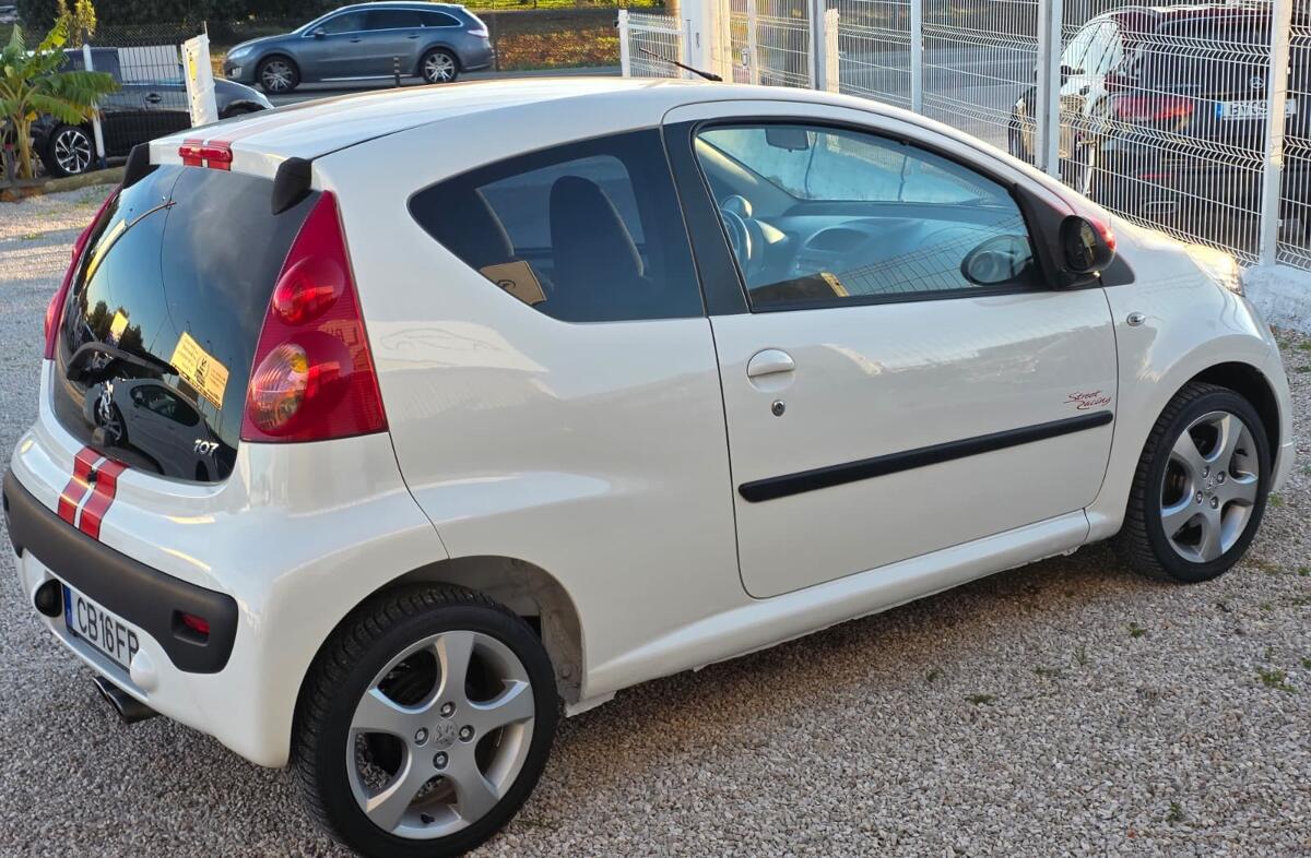 PEUGEOT 107 1.0 RC Line