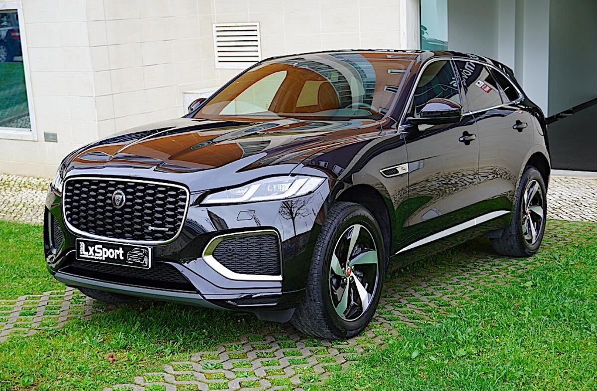 JAGUAR F-Pace 2.0 P400e AWD R-Dynamic S