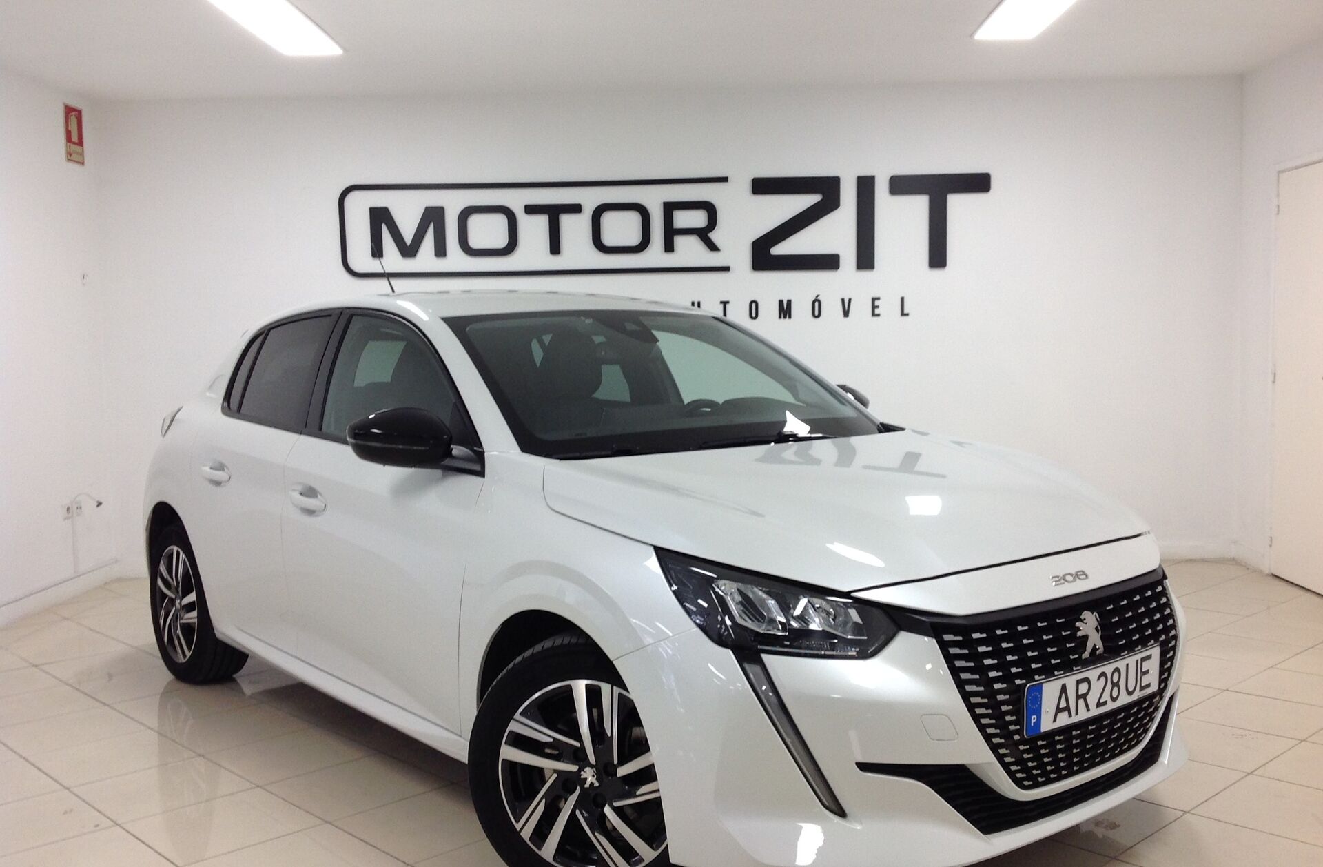 PEUGEOT 208 1.2 PureTech Allure