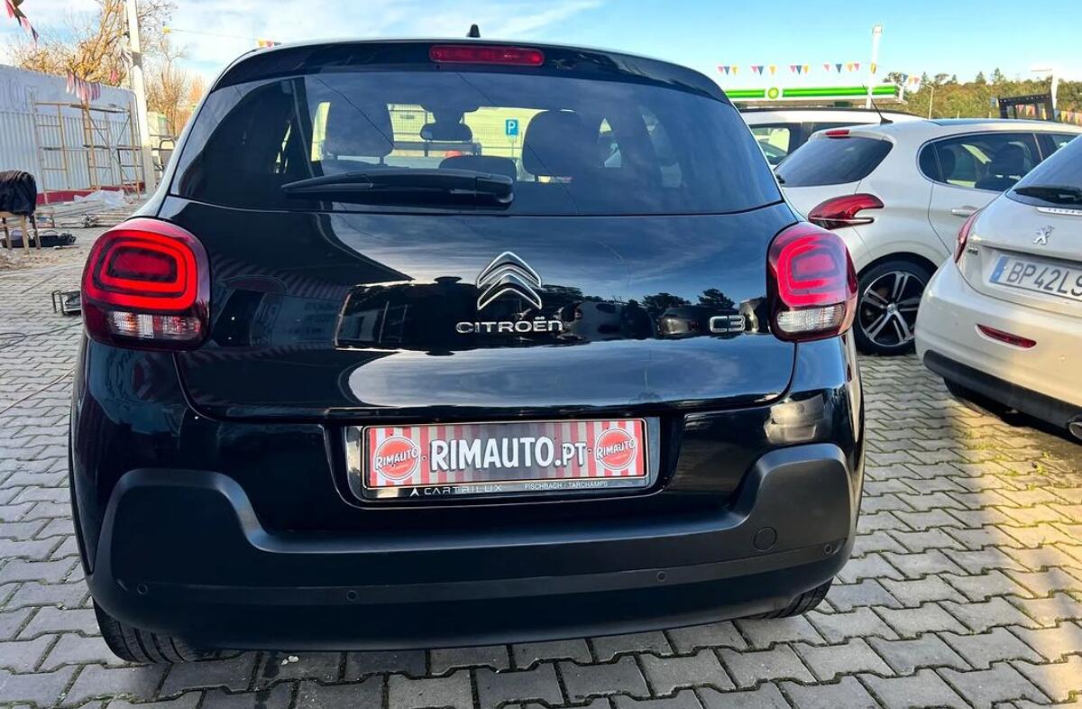 CITROEN C3 1.2 PureTech Shine EAT6