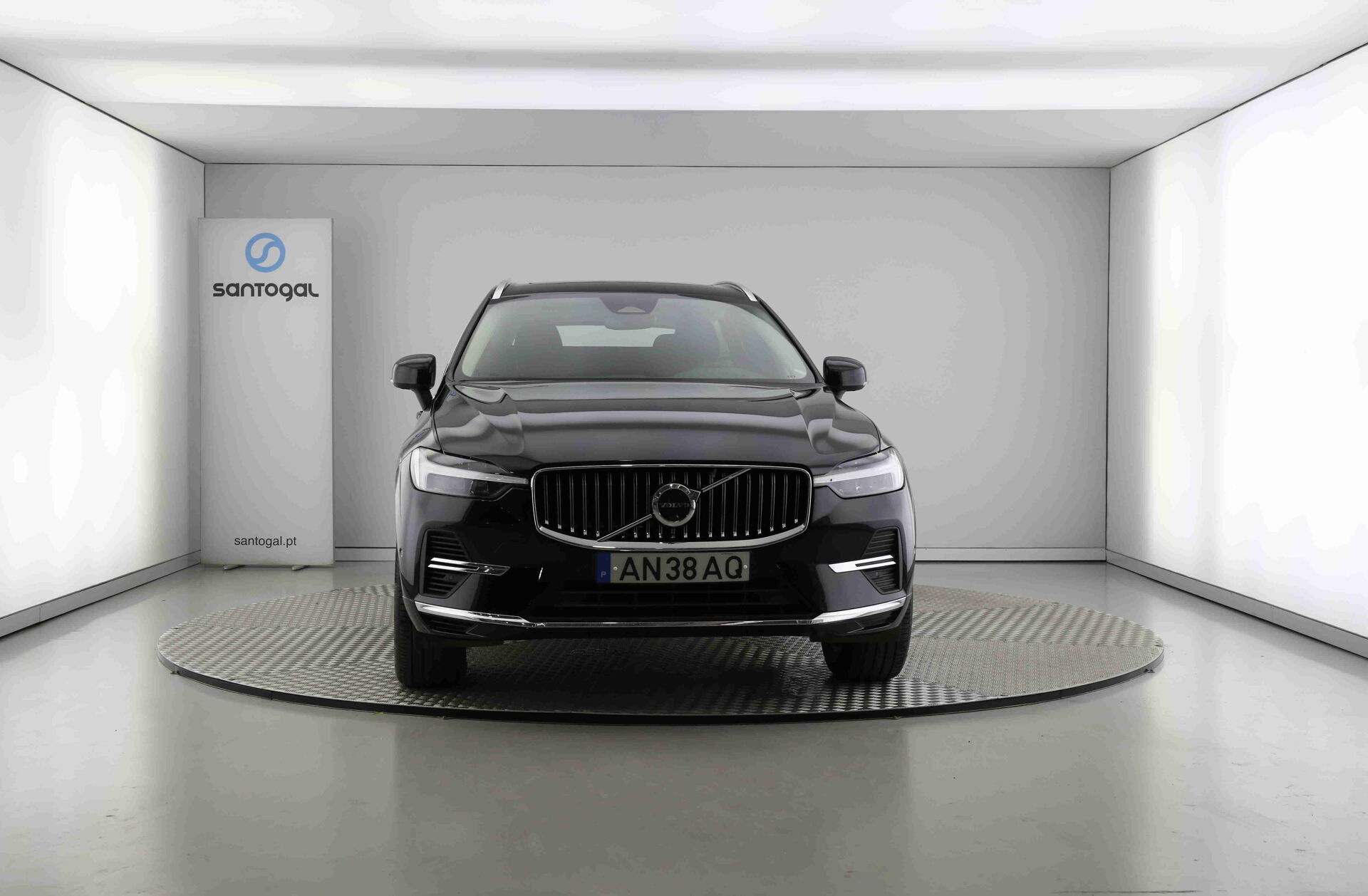 VOLVO XC60 2.0 T6 PHEV Inscription Expression AWD