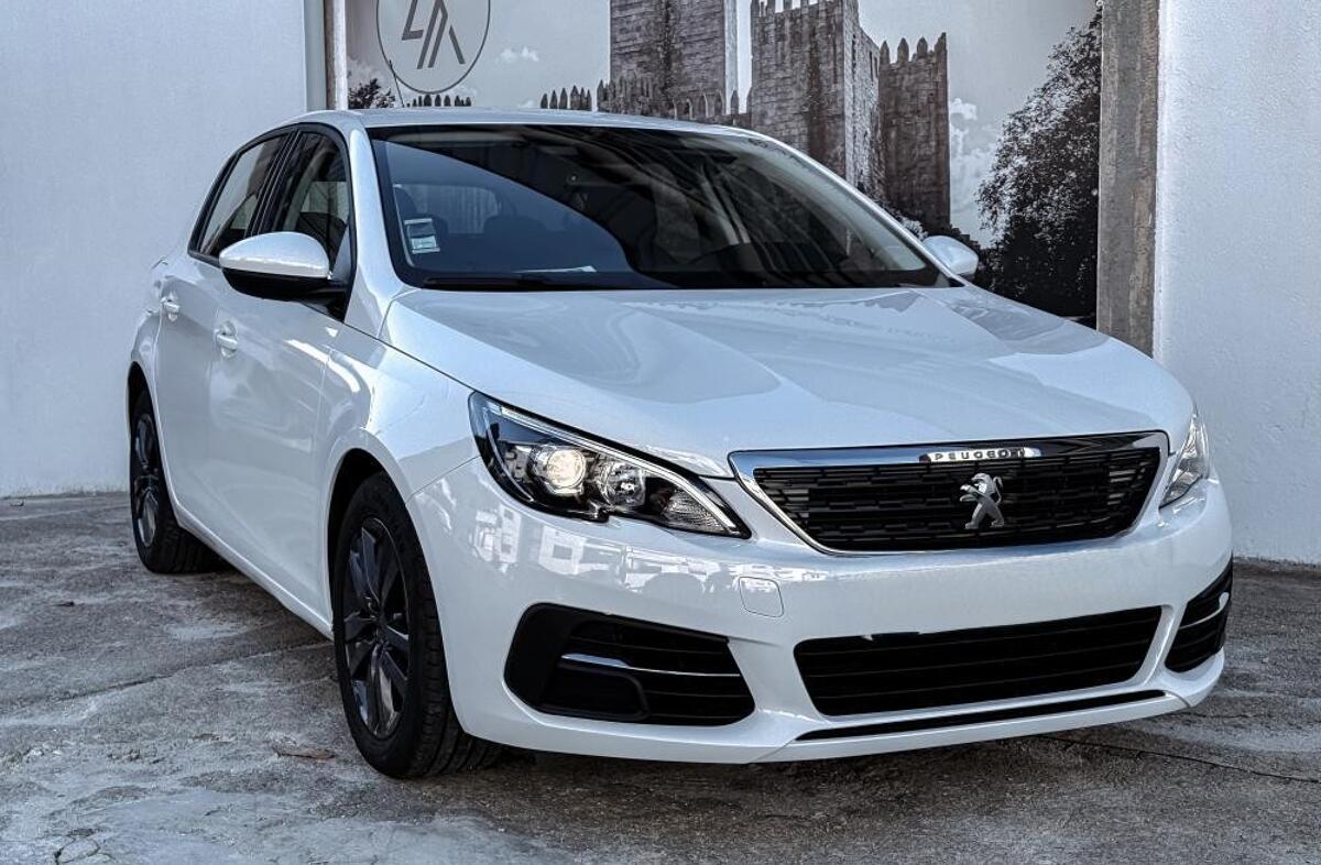 PEUGEOT 308 1.5 BlueHDi Business Line