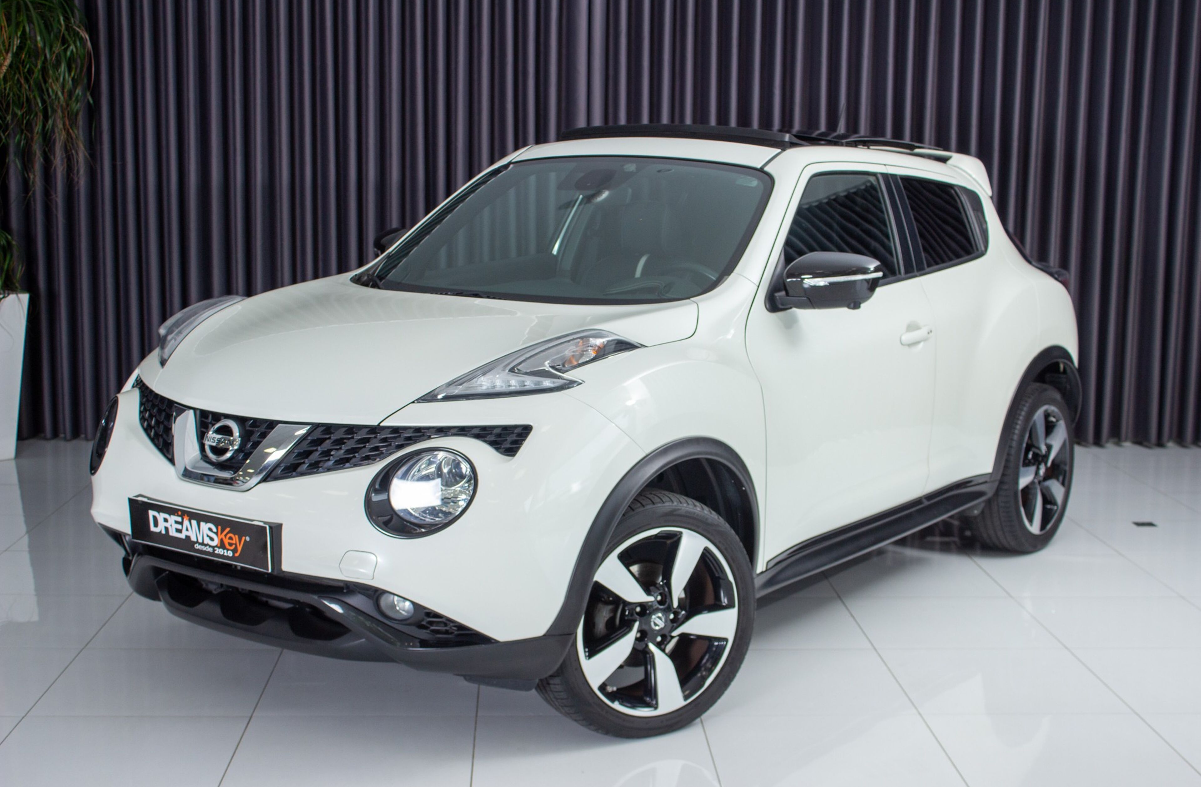 NISSAN Juke 1.5 dCi Tekna S P.Ext.1 White L.