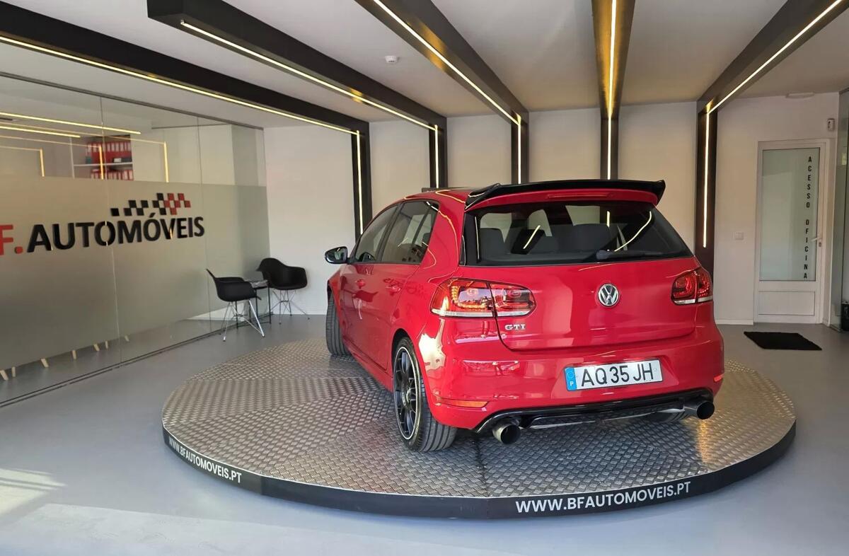 VOLKSWAGEN Golf 2.0 TSi GTi DSG