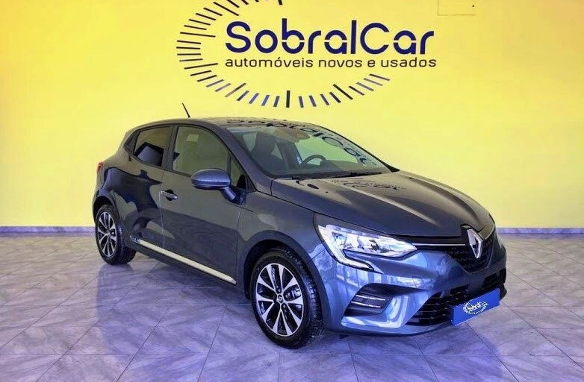 RENAULT Clio 1.0 TCe Intens