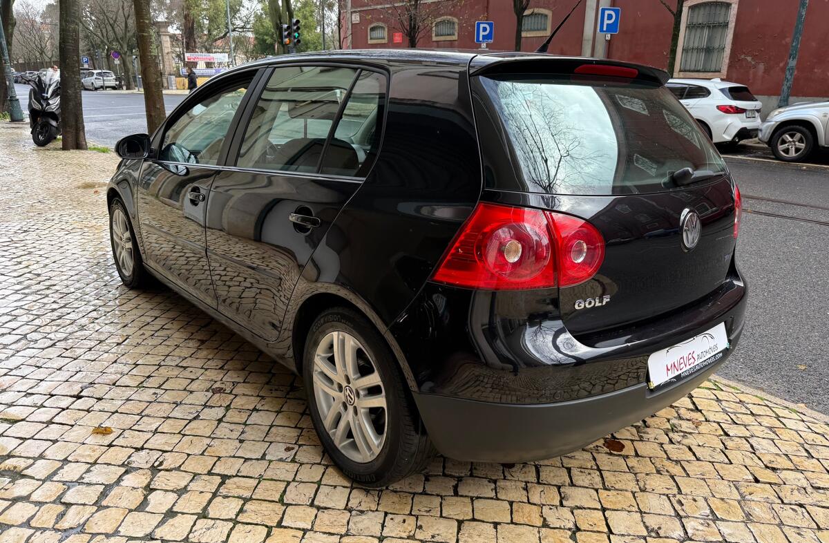 VOLKSWAGEN Golf 2.0 TDi Trendline