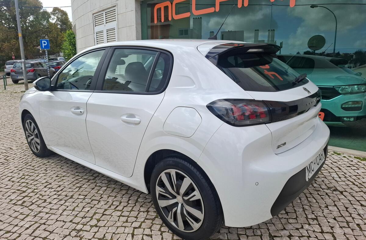 PEUGEOT 208 1.2 PureTech Active