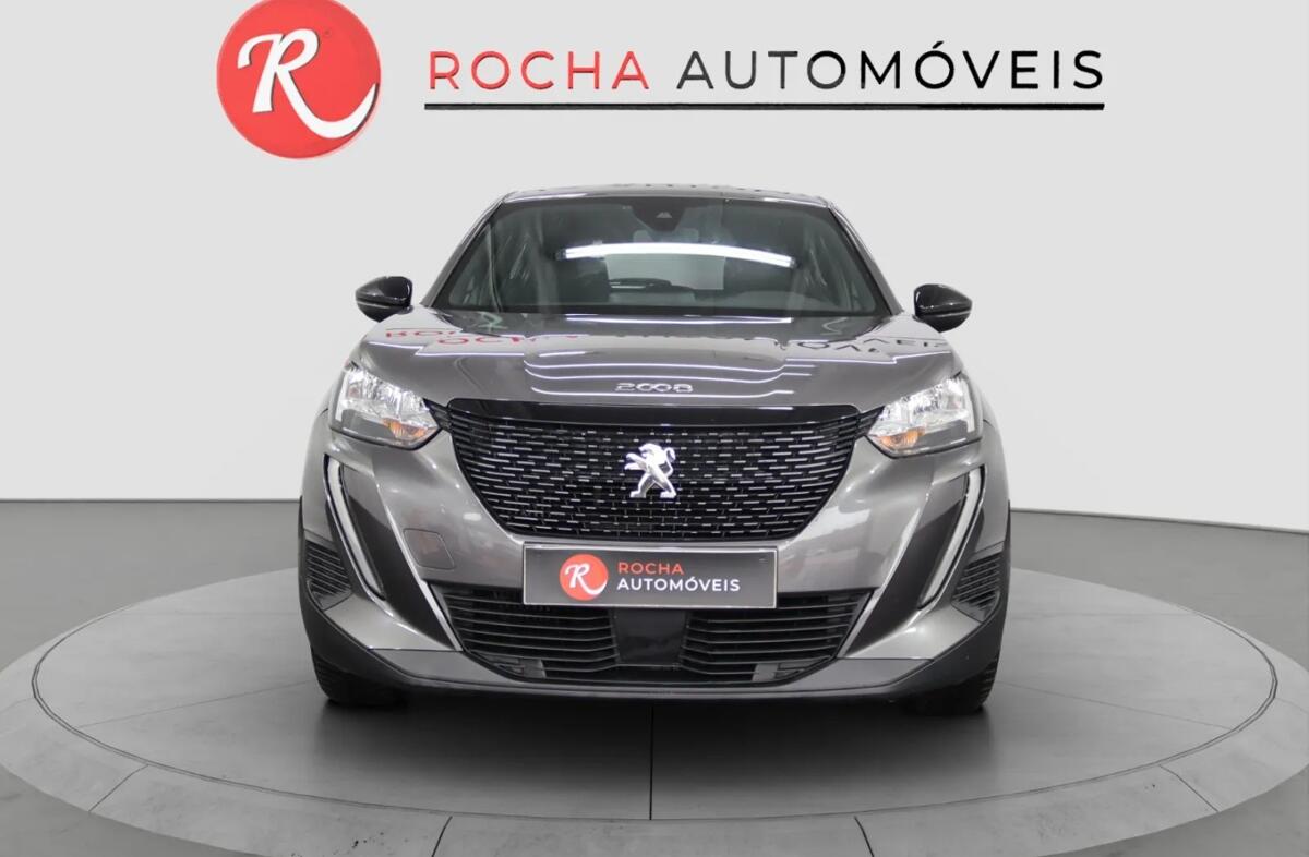 PEUGEOT 2008 1.2 PureTech GT