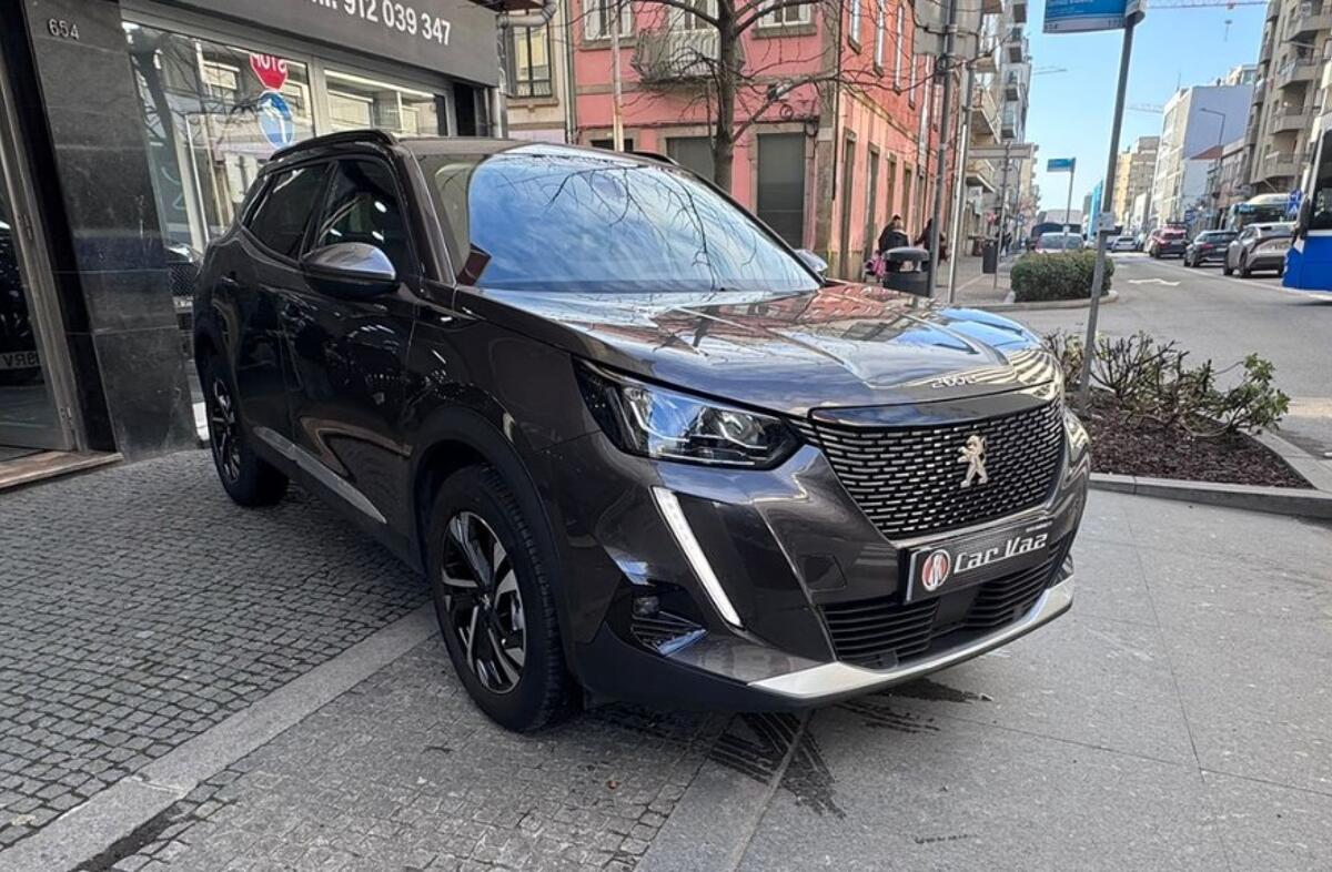 PEUGEOT 2008 1.5 BlueHDi Allure Pack EAT8