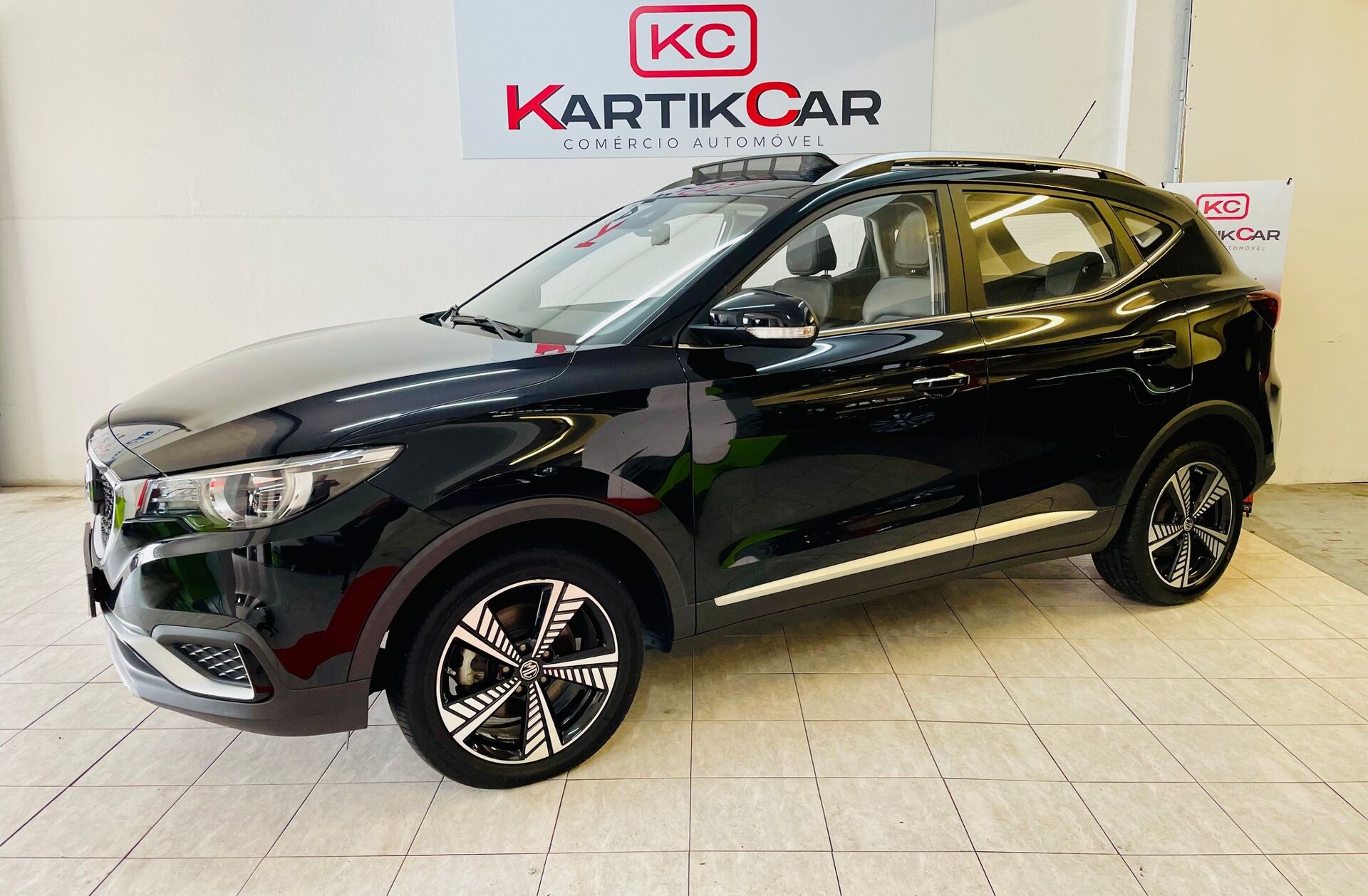 MG ZS 44.5 kWh Luxury