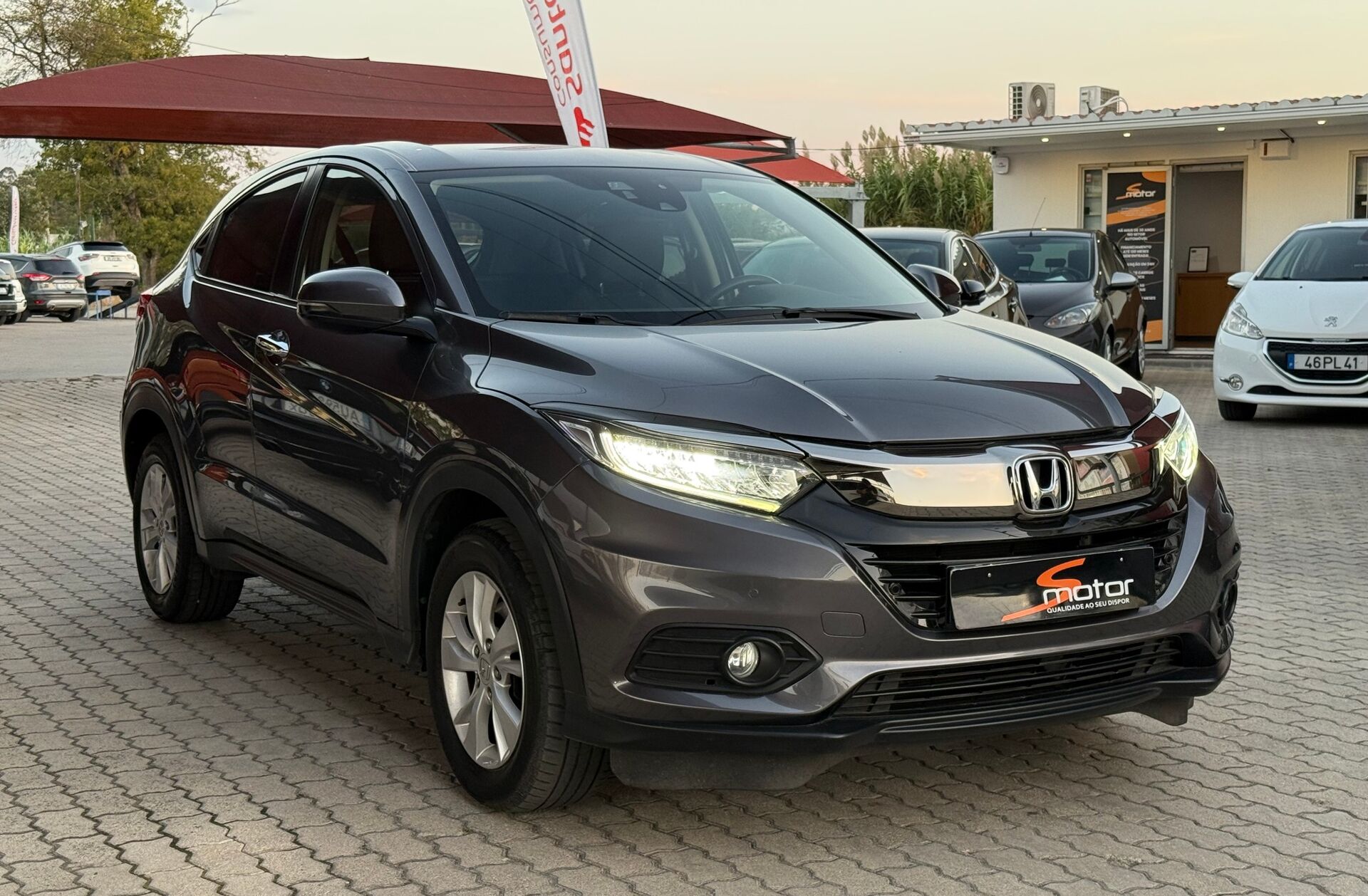 HONDA HR-V 1.5 i-VTEC Elegance Navi